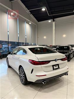 بي ام دبليو الفئة 2